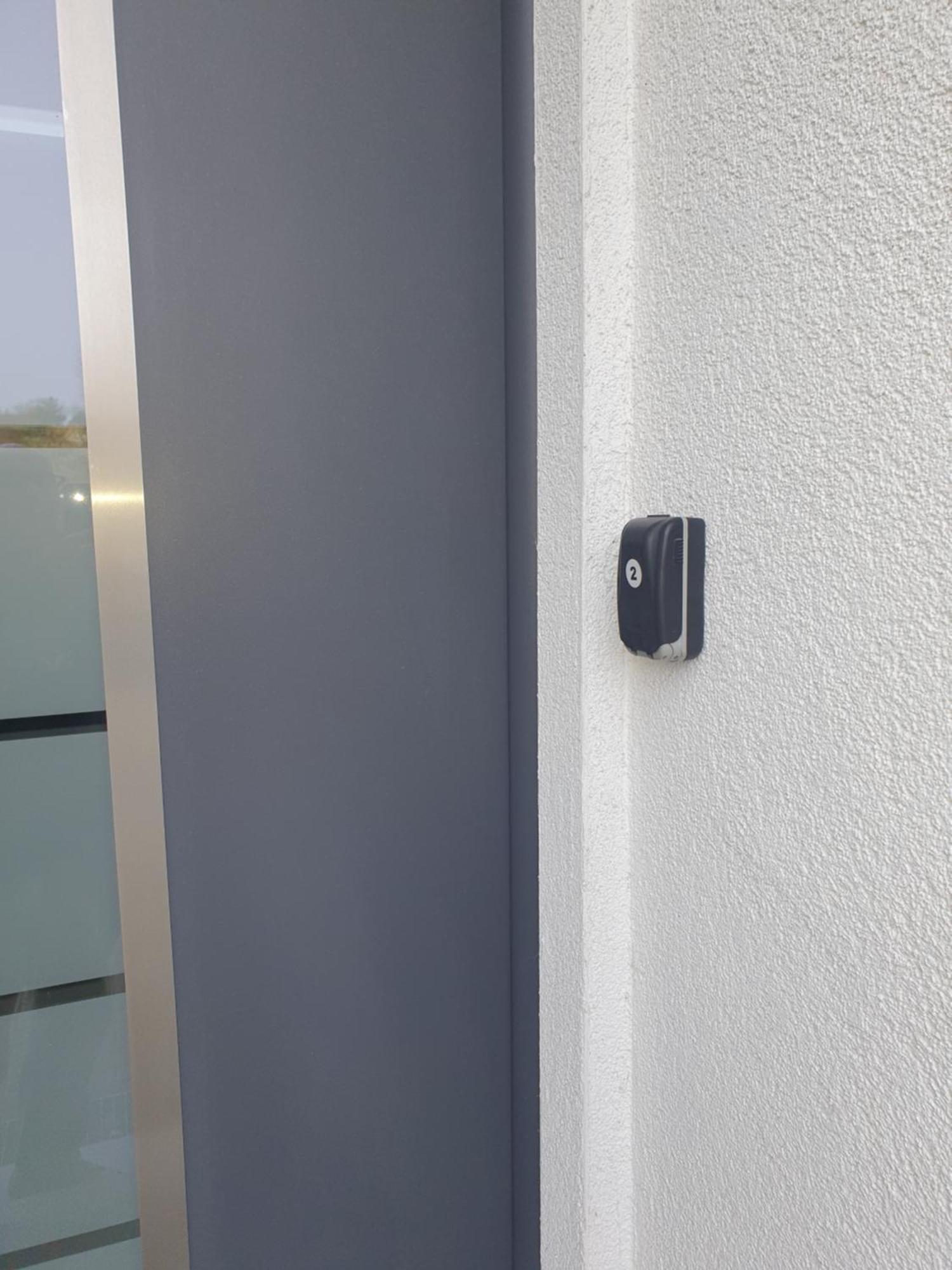 Zwei Schicke Apartments Mit Parkplatz Cologne Luaran gambar