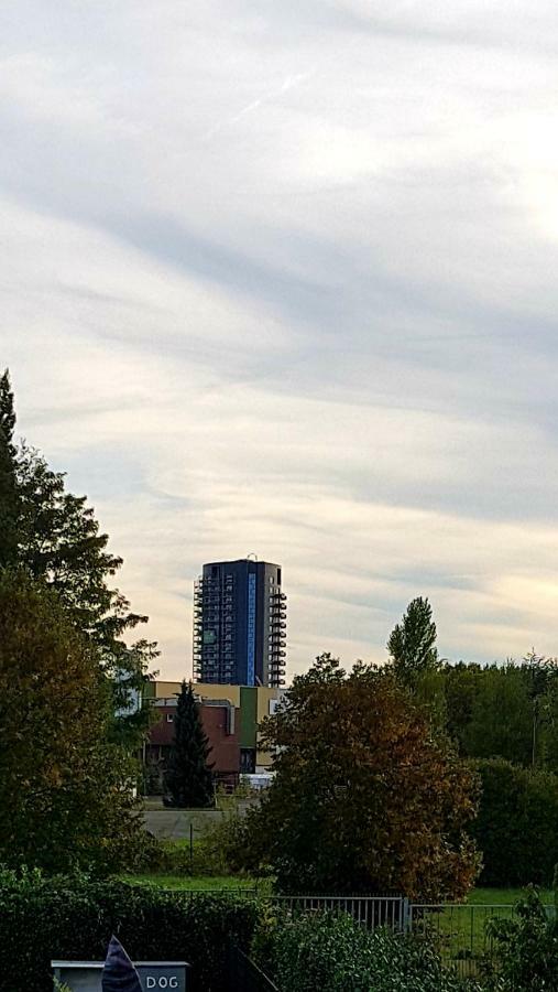 Zwei Schicke Apartments Mit Parkplatz Cologne Luaran gambar